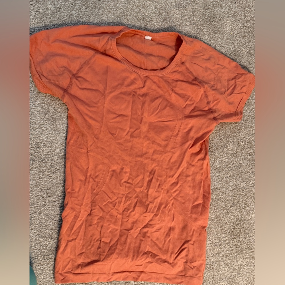 Lululemon Coral Swiftly Tech Short Sleeve Top